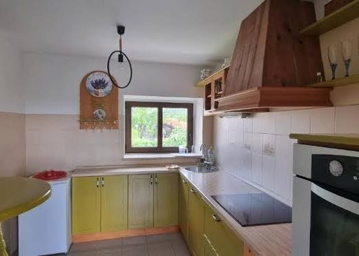 Apartma AriaKarra – Three-Bedroom Apartment