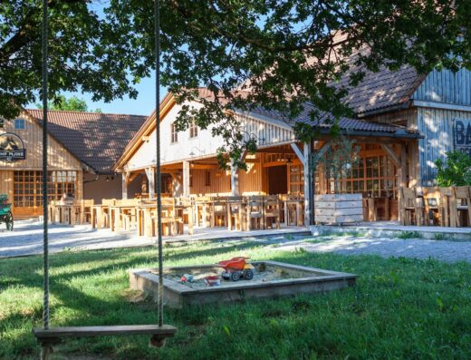 Camping Plana & Bar 66