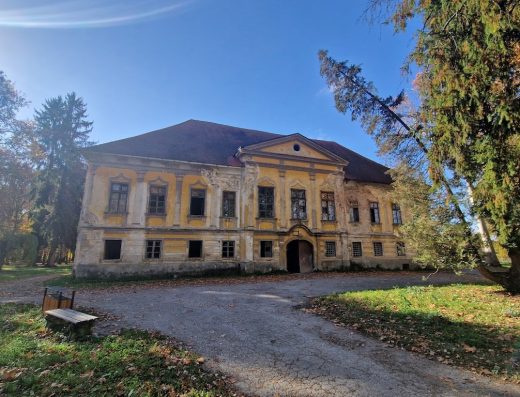 Lower Oroslavje Castle